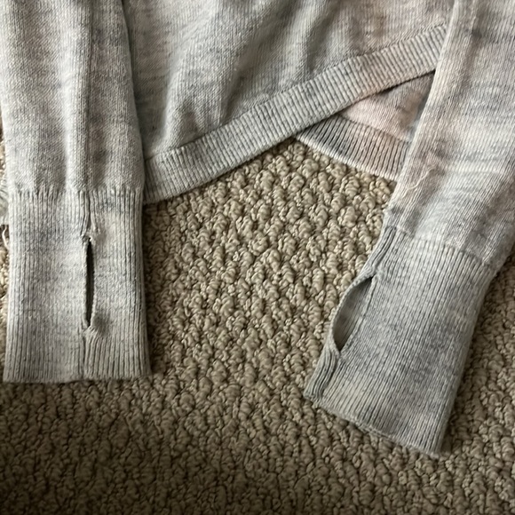 Ivivva cardigan. - Picture 2 of 4